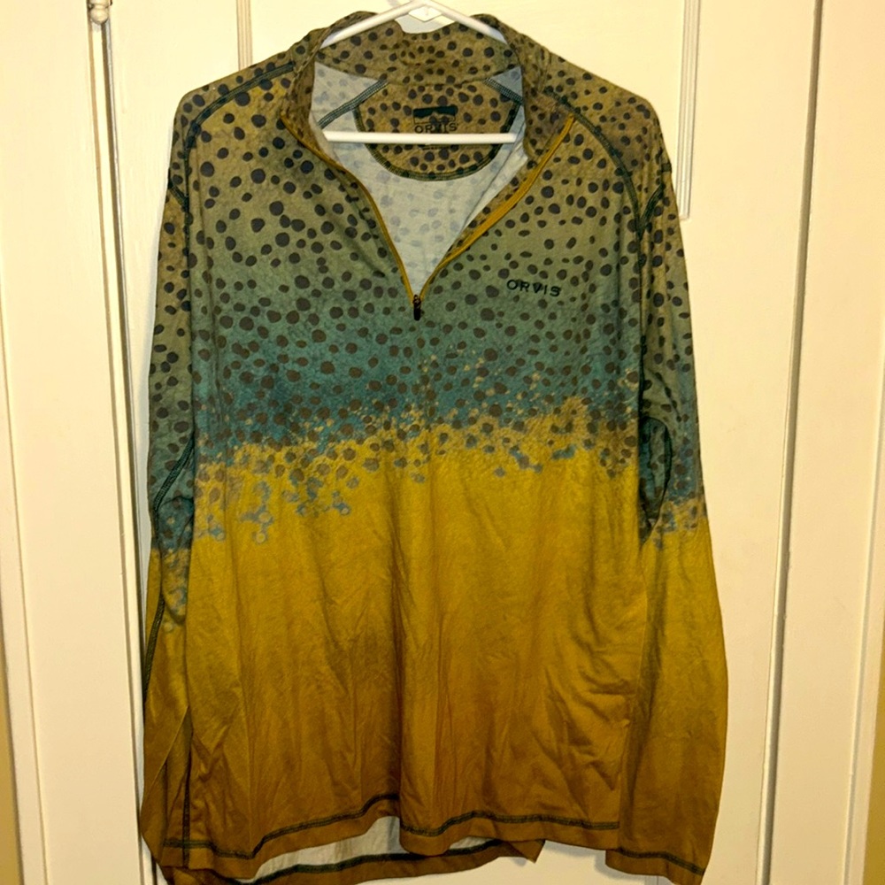 Orvis DriCast Printed 1/4 zip- brown trout pattern. Large.